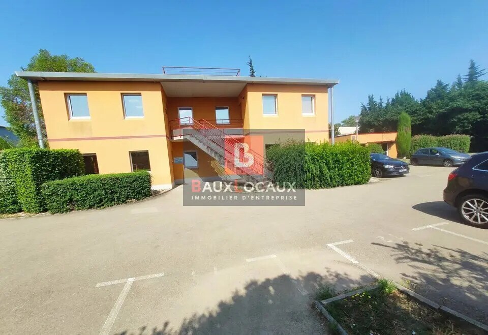 Office in Avignon for sale Primary Photo- Image 1 of 23