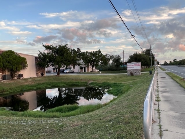 1725 S Nova Rd, Daytona Beach, FL for sale - Building Photo - Image 2 of 4