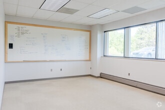 645 Martinsville Rd, Bernards Township, NJ for lease Interior Photo- Image 2 of 12