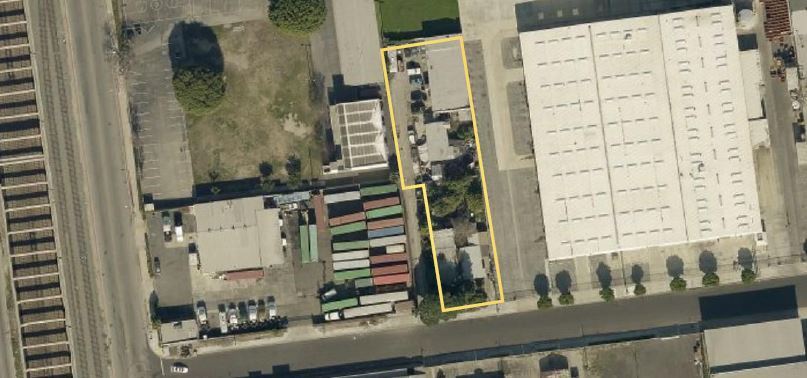401 E Carlin Ave, Compton, CA for sale - Primary Photo - Image 1 of 5