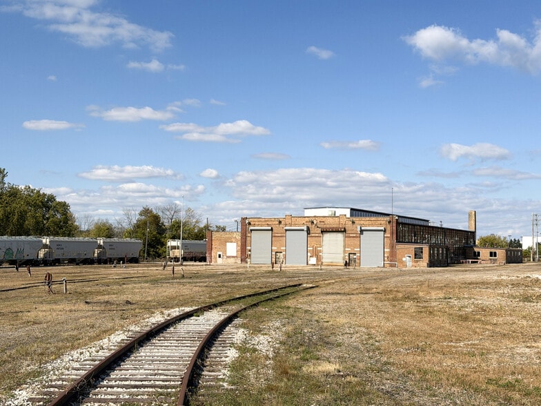 5000 S Whitnall Ave, Cudahy, WI for sale - Building Photo - Image 3 of 8