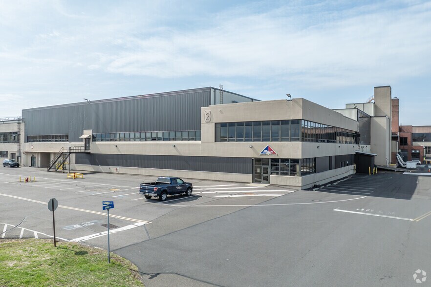 50 Cardinal Ln, Warminster, PA à louer - Photo principale - Image 1 de 5