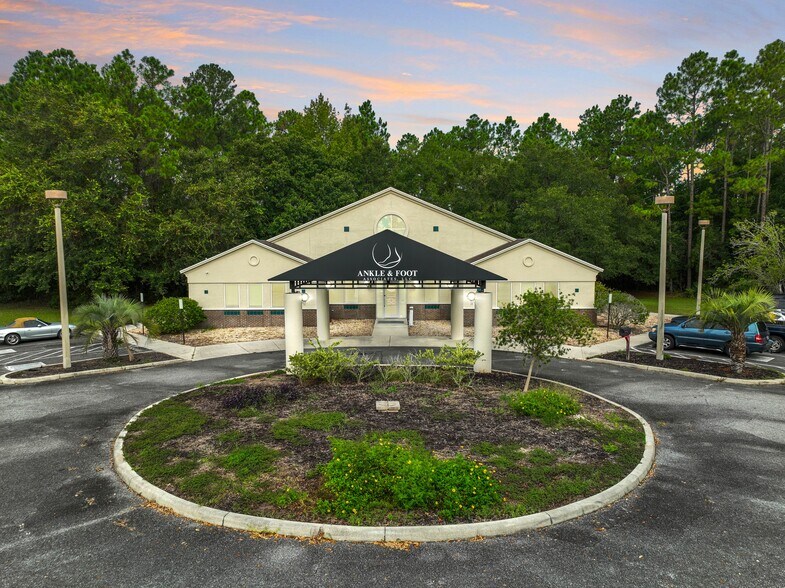 501 Kings Bay Rd N, Kingsland, GA for lease - Primary Photo - Image 1 of 17