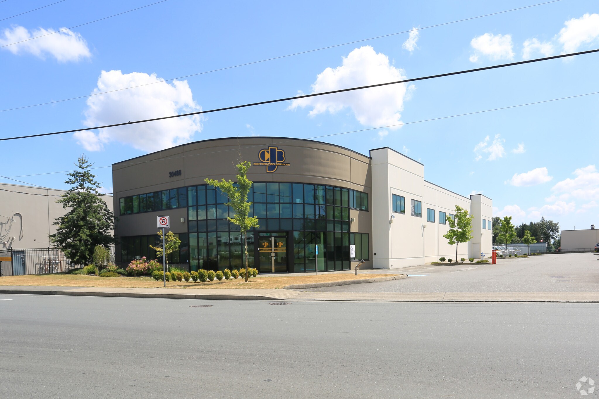 30488 Great Northern Ave, Abbotsford, BC for sale Primary Photo- Image 1 of 1