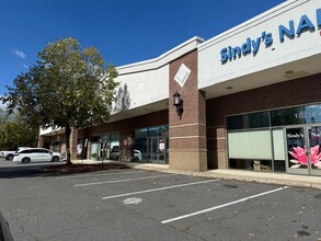 10205-10221 Southpoint Pky, Fredericksburg, VA for lease Interior Photo- Image 1 of 8