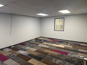 6438 N 126th Ave, Largo, FL for lease Interior Photo- Image 1 of 12