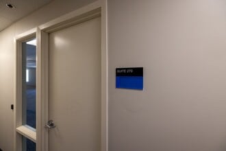 5600-5628 Lincoln Dr, Edina, MN for lease Interior Photo- Image 1 of 10