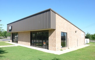 Plus de détails pour 3001 N Elm St, Denton, TX - Commerce de détail à louer