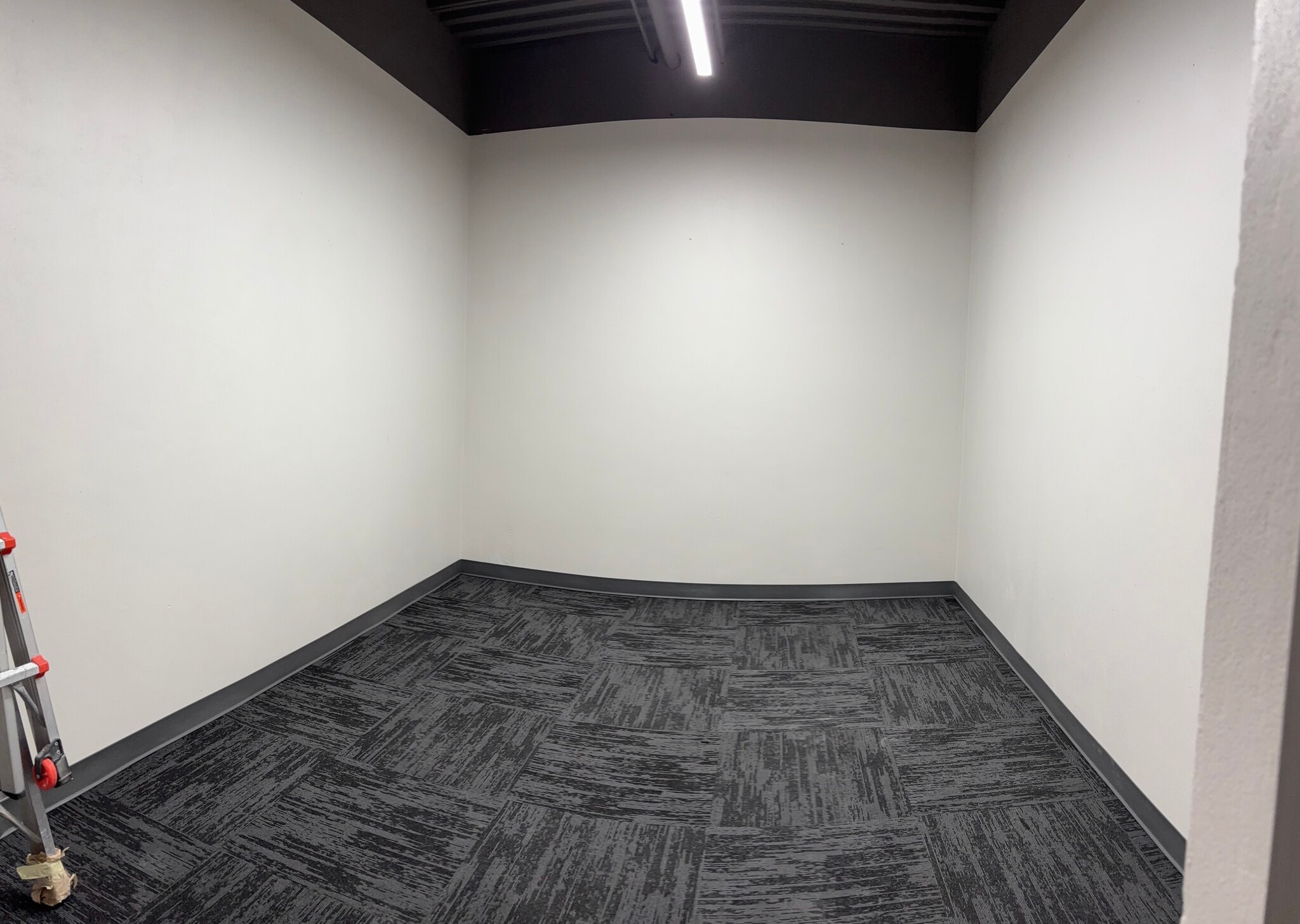 115 N Geneva Rd, Vineyard, UT for lease Interior Photo- Image 1 of 1
