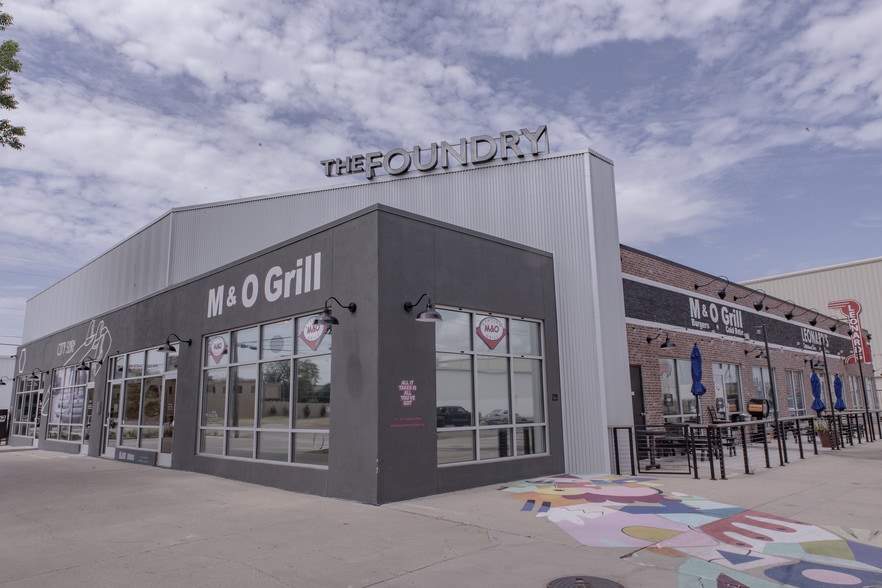 200 Carroll St, Fort Worth, TX à louer - Photo du bâtiment - Image 1 de 7