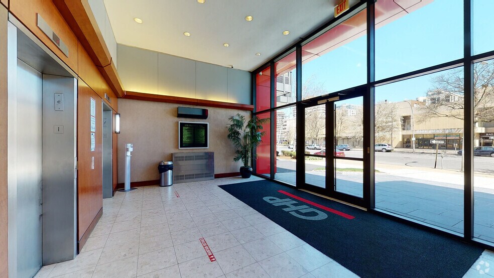 170 Hamilton Ave, White Plains, NY à louer - Numérisation 3D de Matterport - Image 2 de 9