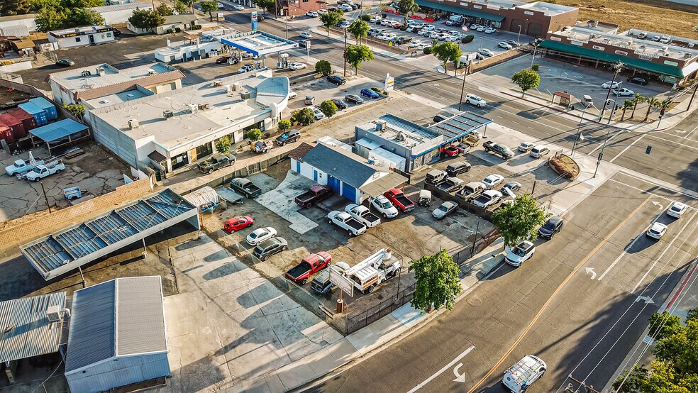 4870 Columbia Way, Lancaster, CA à vendre - Photo du bâtiment - Image 3 de 8