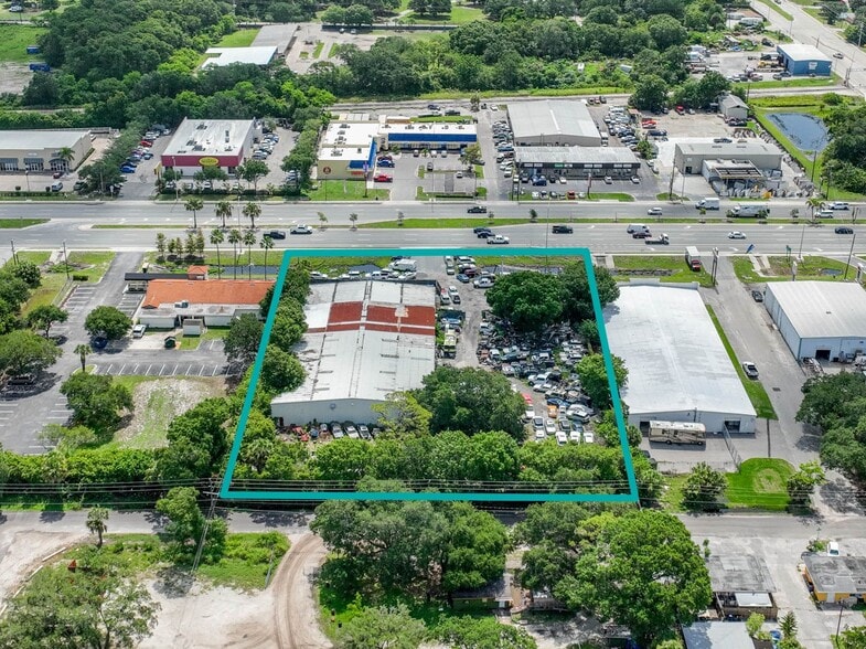 3935 Washington Blvd, Sarasota, FL à louer - Photo du bâtiment - Image 2 de 5