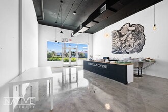 1621 S Dixie Hwy, Pompano Beach, FL for lease Interior Photo- Image 2 of 13