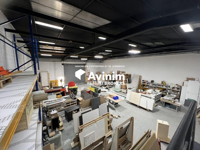 Retail in Saint-Germain-lès-Arpajon for lease - Interior Photo - Image 1 of 8