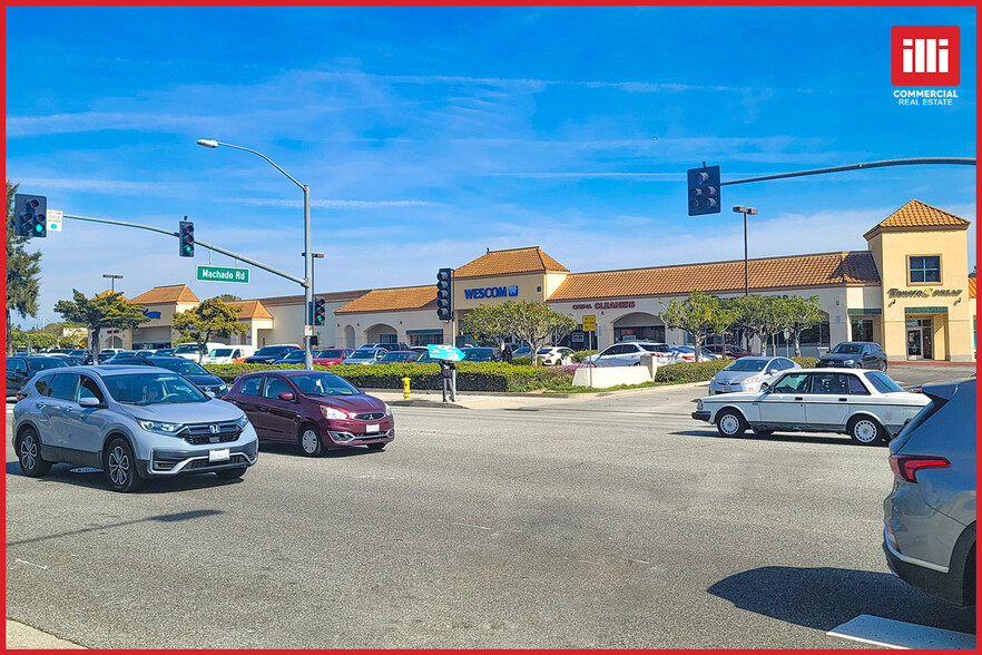 11030 Jefferson Blvd, Culver City, CA à louer - Photo du bâtiment - Image 1 de 12