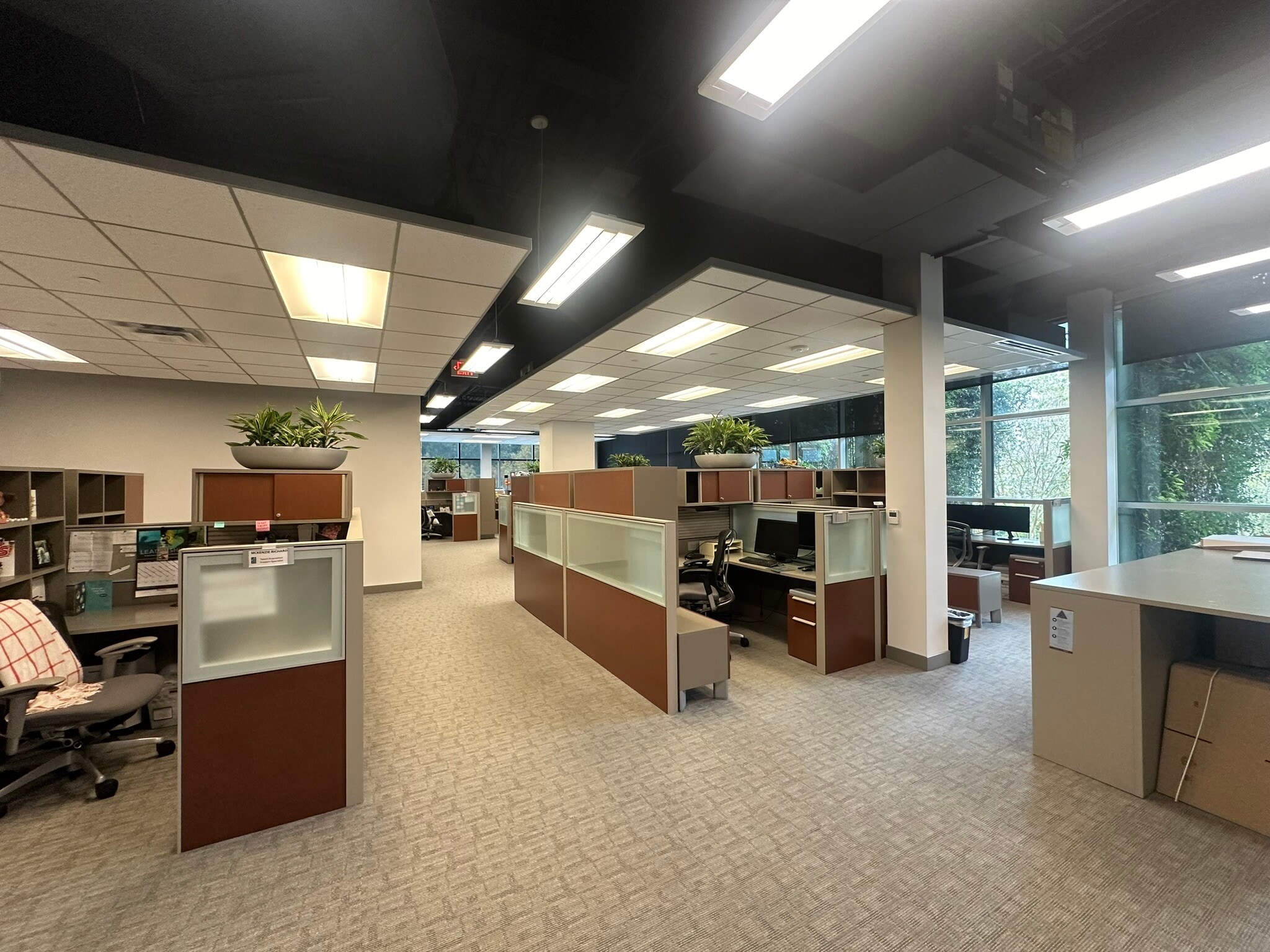 7031 Commerce Cir, Baton Rouge, LA for lease Interior Photo- Image 1 of 17