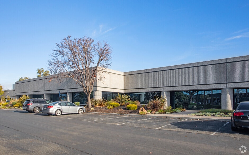 47420-47436 Fremont Blvd, Fremont, CA à louer - Photo du bâtiment - Image 2 de 4