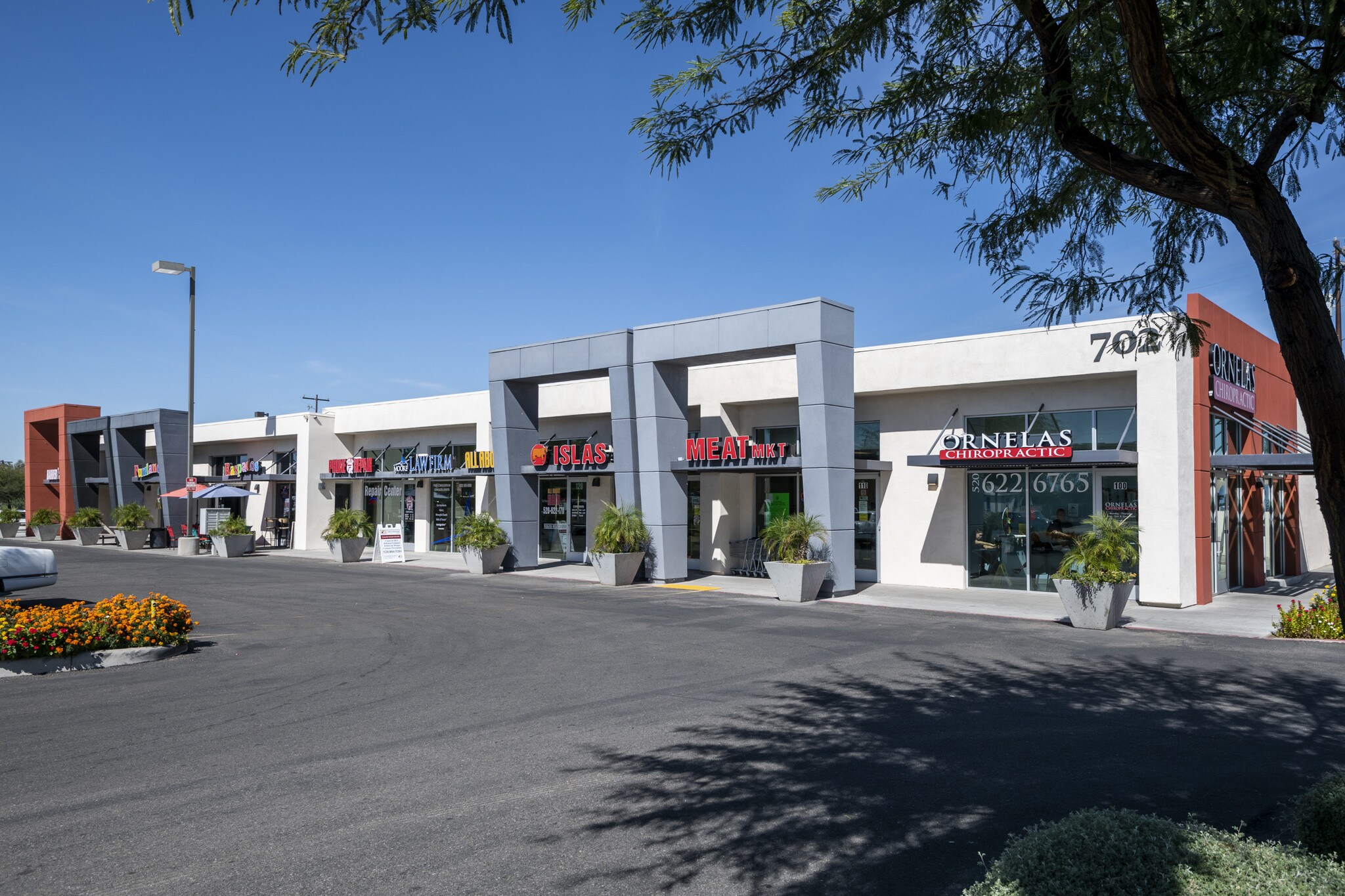 702 W Irvington Rd, Tucson, AZ for sale Building Photo- Image 1 of 1