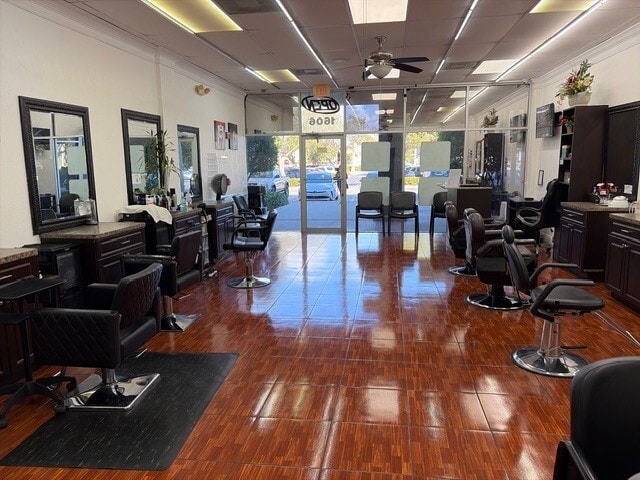 1600-1760 NE Miami Gardens Dr, Miami, FL à louer Photo intérieure- Image 1 de 1