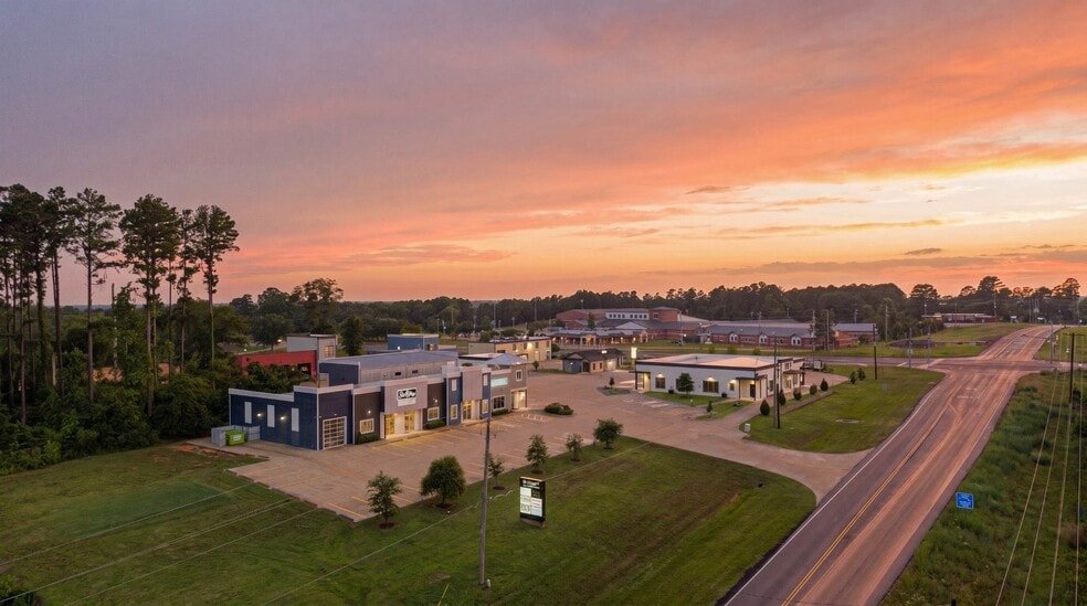 5848 Judson Rd, Longview, TX à louer - Aérien - Image 2 de 17