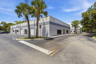 11576 Pierson Rd, Wellington, FL for lease Building Photo- Image 2 of 19