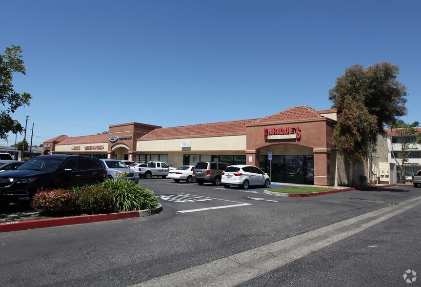 8523-8533 Artesia Blvd, Bellflower, CA à louer - Photo du bâtiment - Image 2 de 6