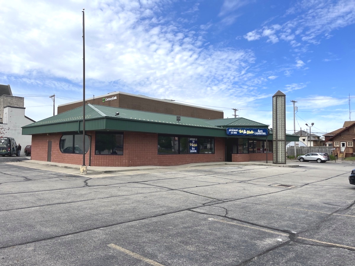 143 N Main St, Bellefontaine, OH for lease Building Photo- Image 1 of 6