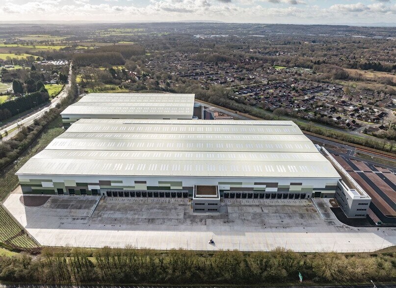 Birmingham Rd, Redditch à louer - Photo du bâtiment - Image 3 de 9