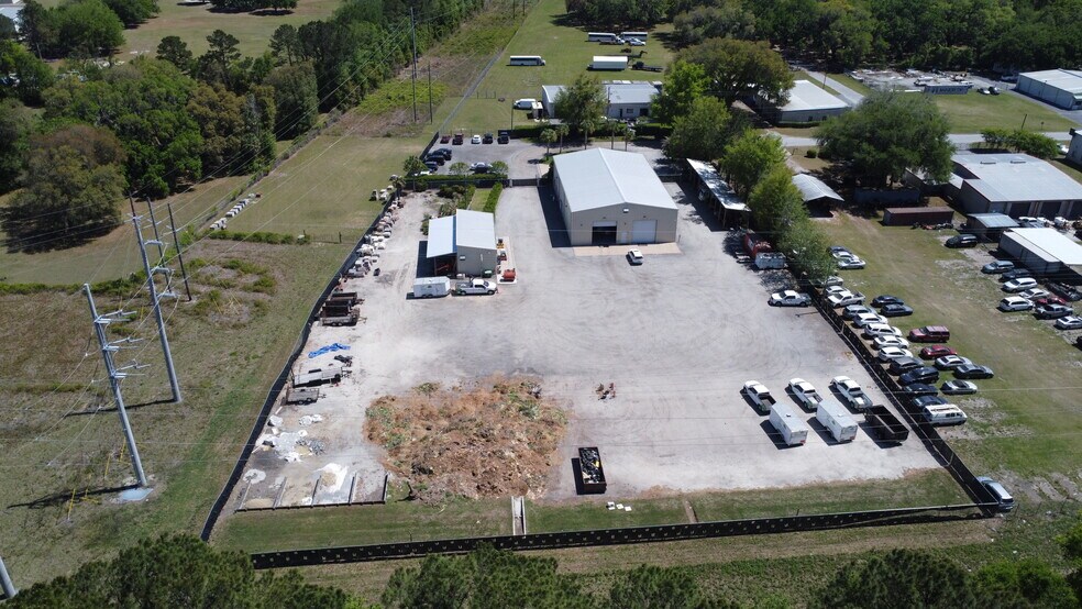 1025 Commercial Dr, Brunswick, GA à louer - Photo du bâtiment - Image 3 de 16