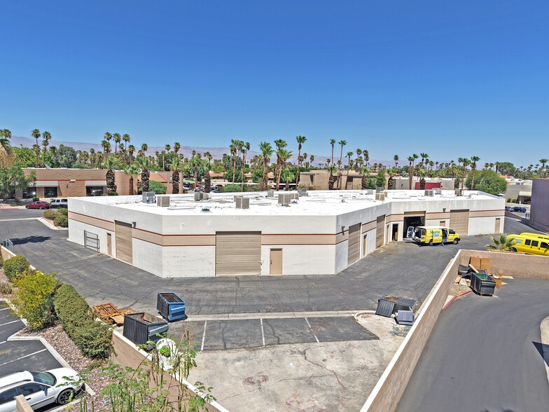 75-091 St. Charles Pl, Palm Desert, CA for lease - Building Photo - Image 2 of 2