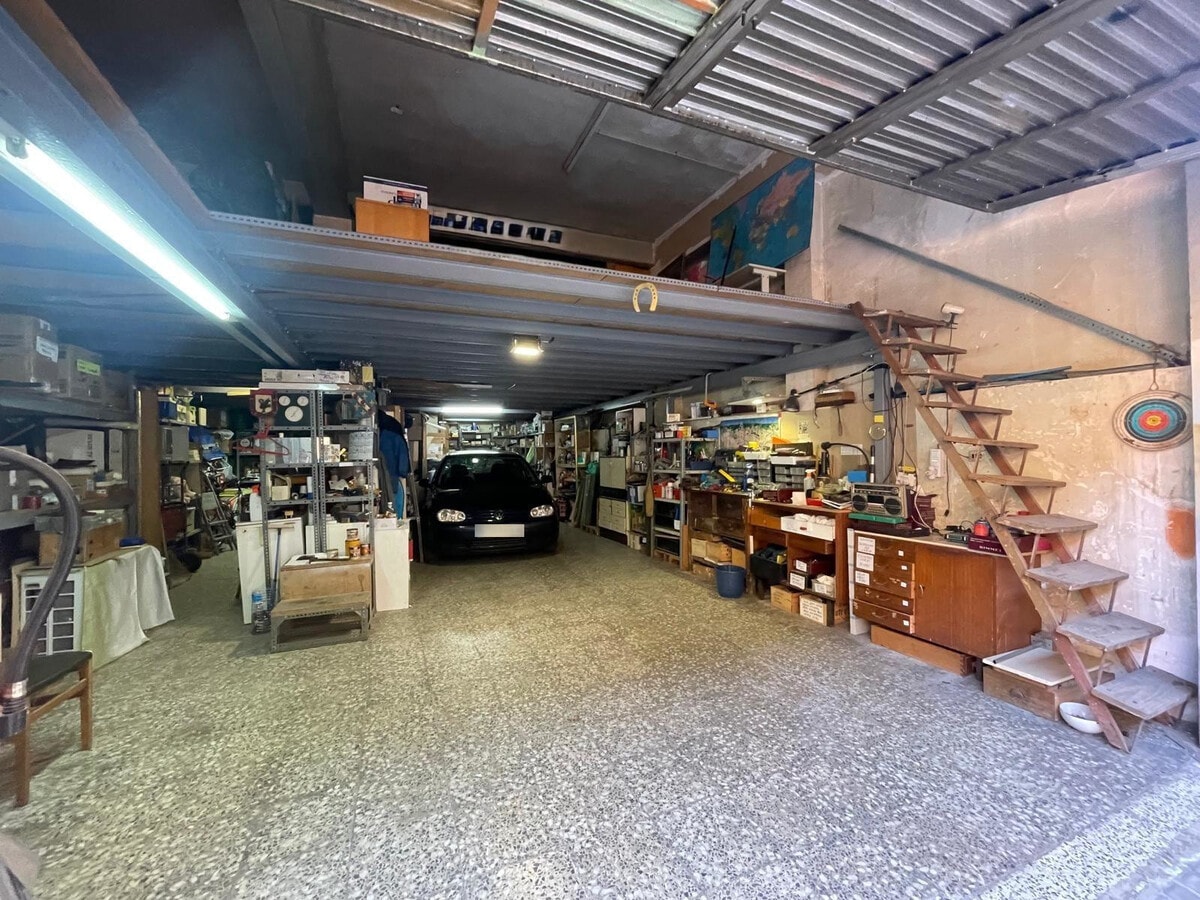 Carrer Sant Ignaci, Santa Coloma de Gramenet, BAR 08922 - - - Photo intérieure - Image 2 of 3