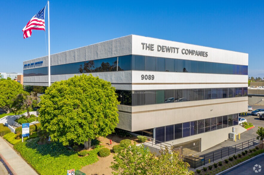 9089 Clairemont Mesa Blvd, San Diego, CA à louer - Photo du bâtiment - Image 1 de 3