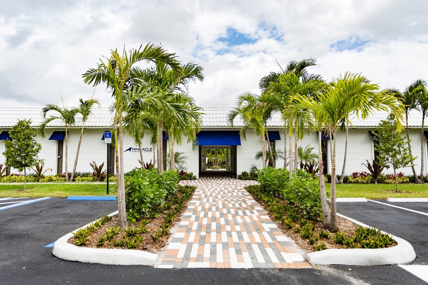 2005 W Cypress Creek Rd, Fort Lauderdale, FL for lease Primary Photo- Image 1 of 12