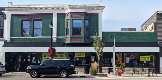 Plus de détails pour 219 E Michigan Ave, Paw Paw, MI - Bureau/Commerce de détail à louer