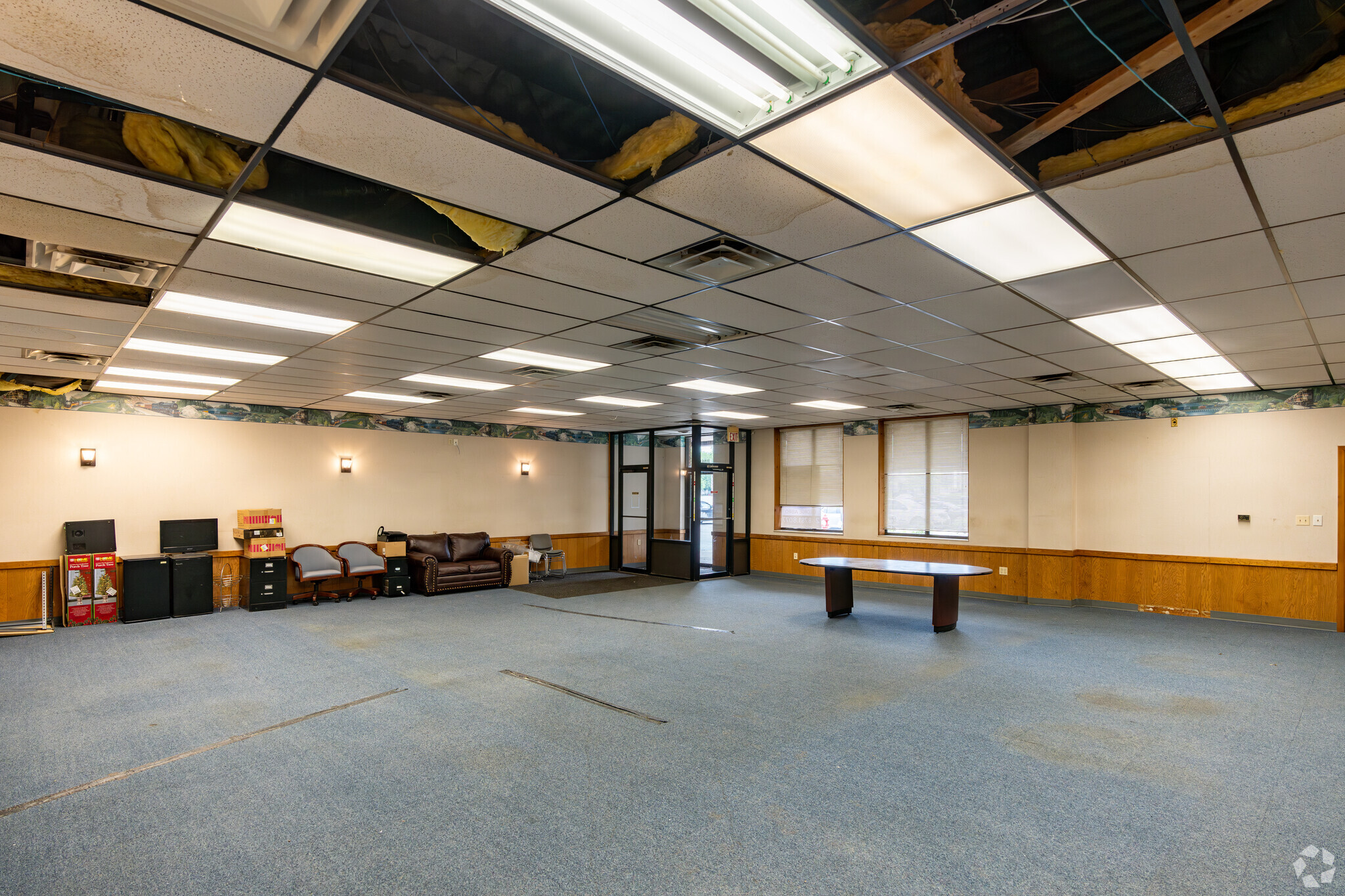 11956-11972 N Saginaw St, Mount Morris, MI for lease Interior Photo- Image 1 of 5