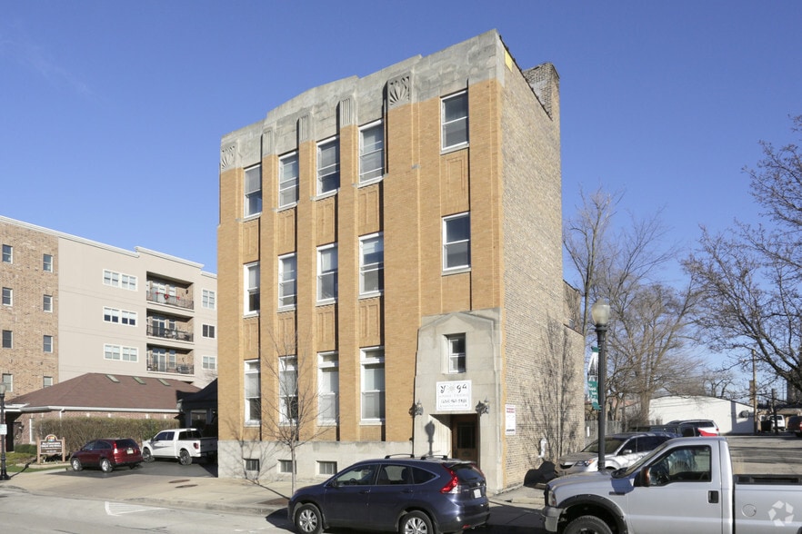 4949 Forest Ave, Downers Grove, IL for lease - Building Photo - Image 3 of 10