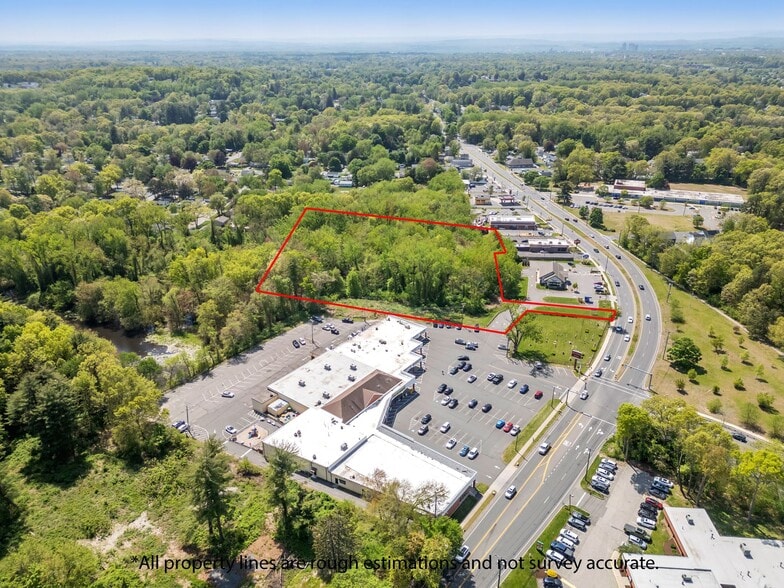 1470 Allen St, Springfield, MA à vendre - Aérien - Image 2 de 9