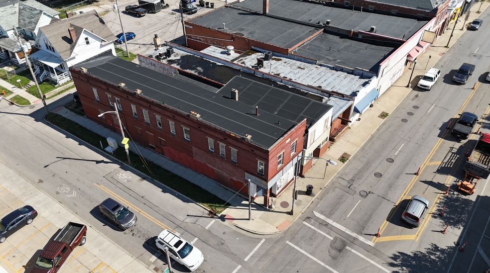 2420 W Broad St, Columbus, OH for lease - Building Photo - Image 2 of 16