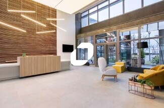 Plus de détails pour 13-15 Avenue De La Métallurgie, Saint-Denis - Bureau à louer