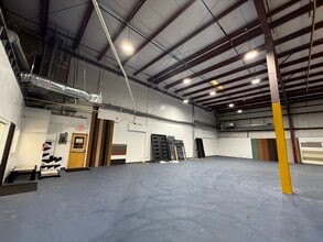 45 Connair Rd, Orange, CT for lease Interior Photo- Image 2 of 6