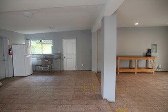 18721 N Dale Mabry Hwy, Lutz, FL à louer Photo intérieure- Image 2 de 5