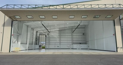 12020 Higgins Airport Way, Burlington, WA à louer Photo intérieure- Image 1 de 24