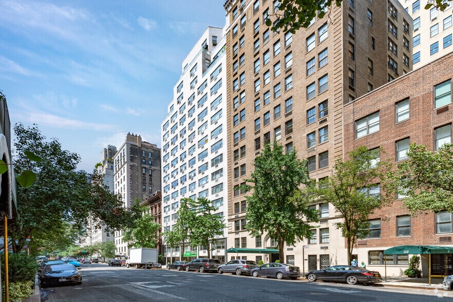 45 E 72nd St, New York, NY à vendre - Photo du bâtiment - Image 1 de 6
