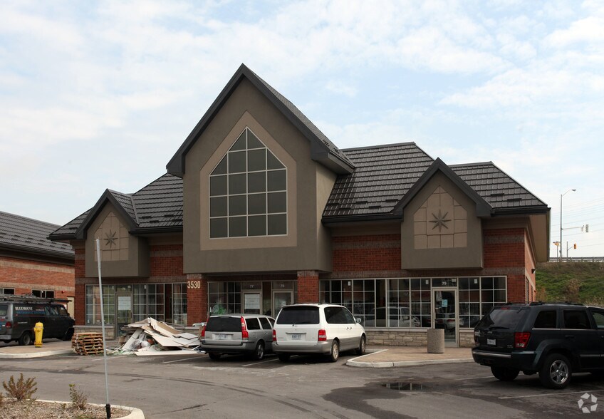 3530 Rutherford Rd, Vaughan, ON à vendre - Photo principale - Image 1 de 1