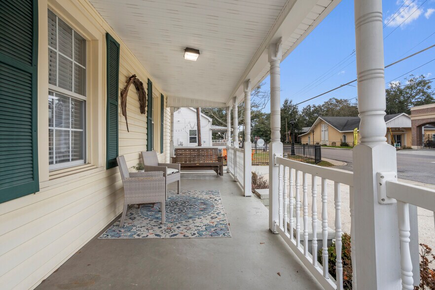 1705 Government St, Ocean Springs, MS à vendre - Photo du bâtiment - Image 2 de 50