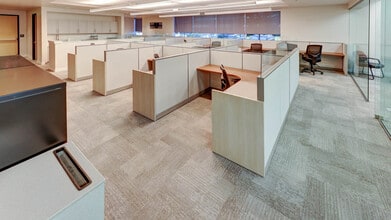 1306 W Herndon Ave, Fresno, CA for lease Interior Photo- Image 2 of 11