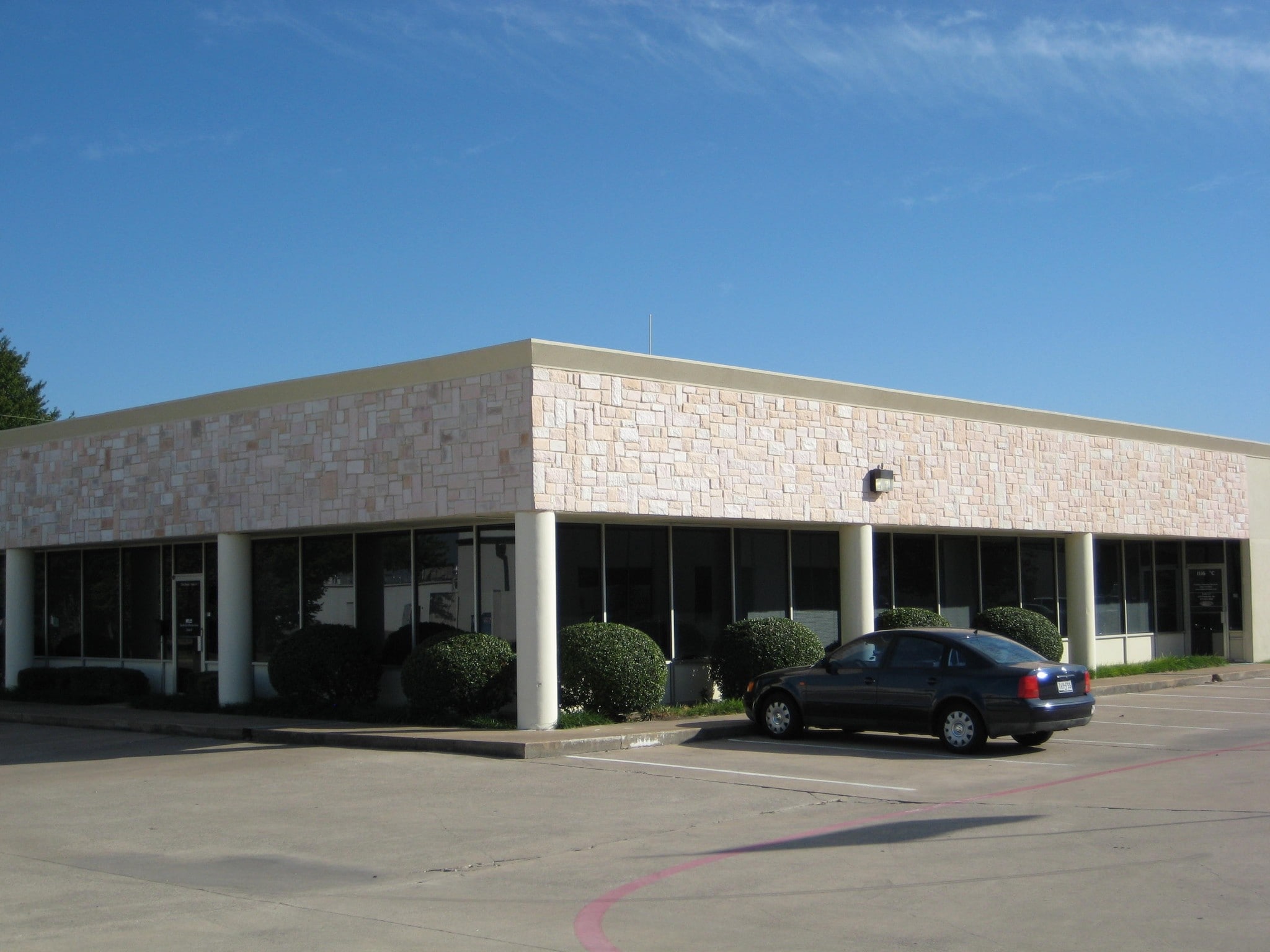 1116 Dobie Dr, Plano, TX for lease Primary Photo- Image 1 of 25