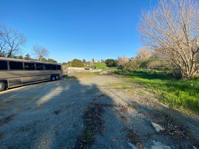 3900 Hillcrest Rd, El Sobrante, CA à vendre - Photo du bâtiment - Image 3 de 6