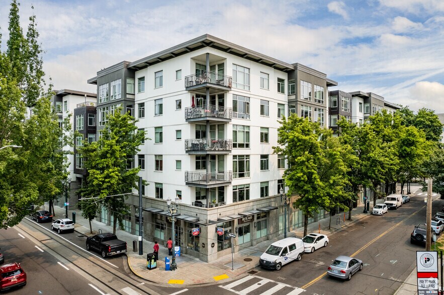 600-630 NW 10th Ave, Portland, OR à louer - Photo du bâtiment - Image 2 de 9